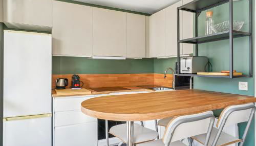 Superbe apt Lyon 8ème Terrasse parking privé - Foto 3, stove