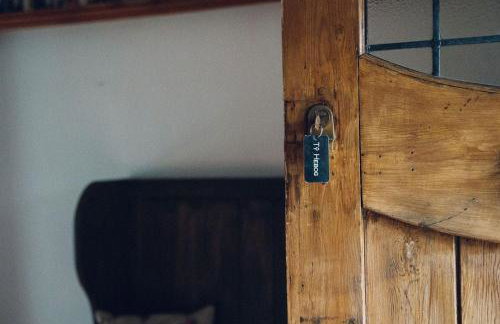 17th Century Mountain Farm Barn at Perthi - Photo 31