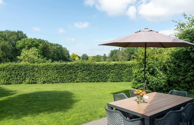 Carefully Furnished House with Bath near Mookerplas - Photo 16