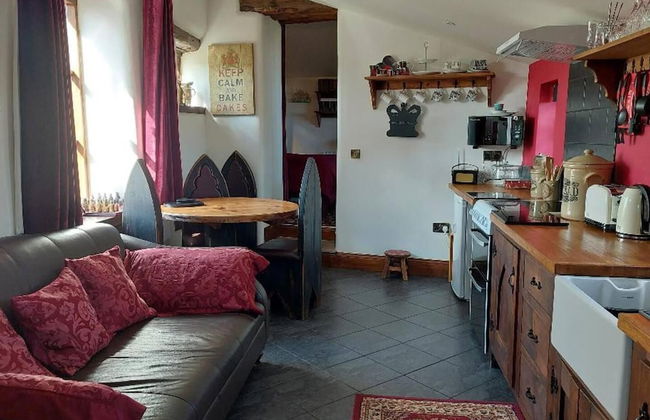 1 Bed Cottage - Sleeps 3 - Garden - Parking - Wifi - Foto 6