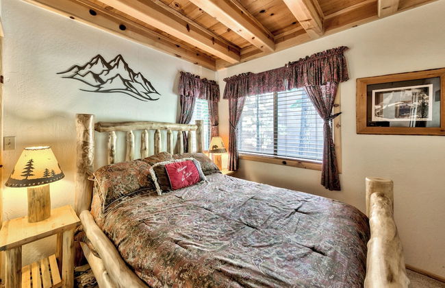 Central Clean Home with Hot Tub Near Ski - Photo 2