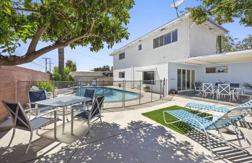 Disneyland close FAMILY home! - Photo 6