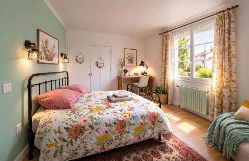 Gîte du RELAI du Château - Parc Oriental - Puy du Fou - Foto 2