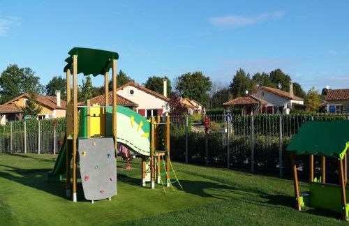 Villa in France with Garden & Barbecue - Foto 5