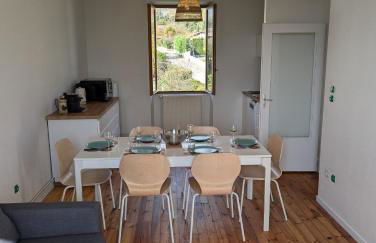 Appart 65m2 avec 2 chambres dans ferme rénovée - Parking gratuit - Grande vue montagnes - Foto 6