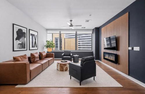 Luxury 17th Floor Downtown Dallas High-Rise with Free Parking, City Views, Pool & Gym - Foto 4