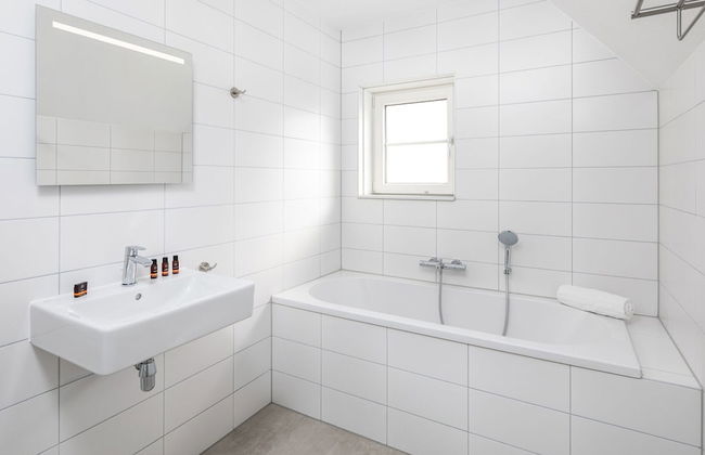 Villa in Nieuwvliet-bad Near the Beach - Photo 15