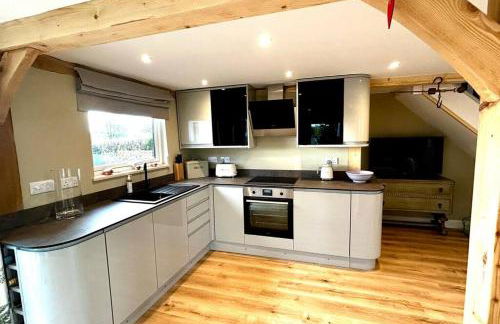 The Old Workshop - a cosy country retreat - Photo 2