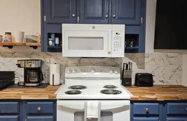 Studio 431-Vet owned 14 miles to Ft Moore - Foto 4