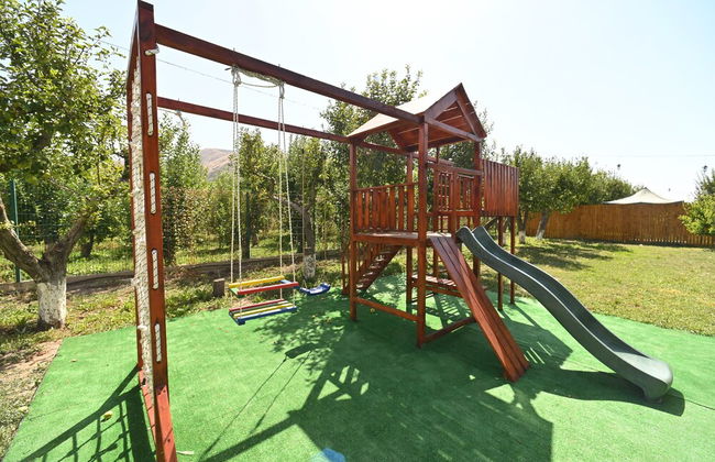 Hidden Garden Resort - Photo 19