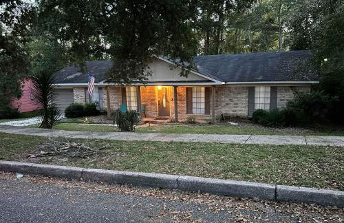 Parkhill Place- Mins from University of South AL - Foto 60