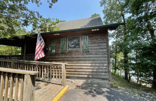 C18, Two bedroom, two bath log-sided loft Harbor North luxury loft cottage with hot tub cottage - Foto 6