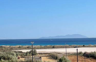 Latramys Suites - Photo 48