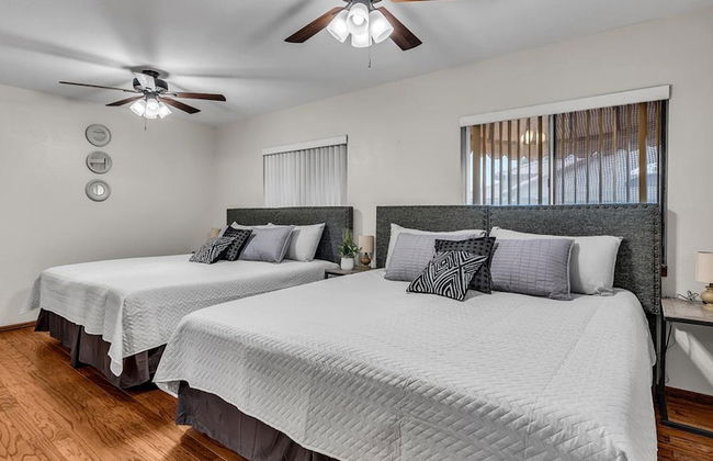 Amenities Galore! Outdoor Living & Lots of Games - Foto 11