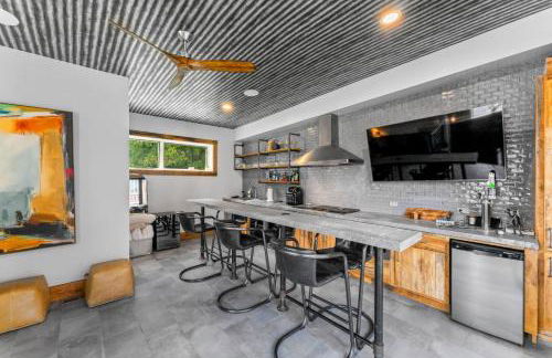 Amazing Rooftop Patio Overlooking street - Foto 21