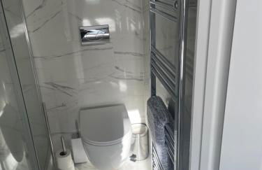 Savannah Lodge - Photo 10