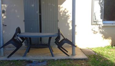 Saint geniez d'olt Jolie t2 aménagée et équipée village goelia 2 piscines chauffées - Photo 3