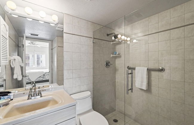 Just Beachy~ocean View~2nd Fl 2 Bedroom Condo by RedAwning - Foto 25