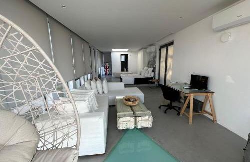 Horizon Luxury Seafront Villa - Foto 9