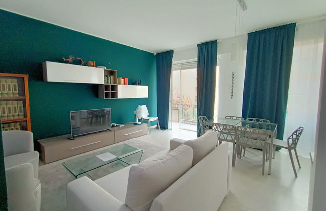 JOIVY Elegant Flat For 4 with 2 Balconies - Foto 13