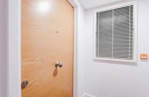 Beautiful 1 Bedroom Apartment with parking in Gloucester Docks - Foto 4