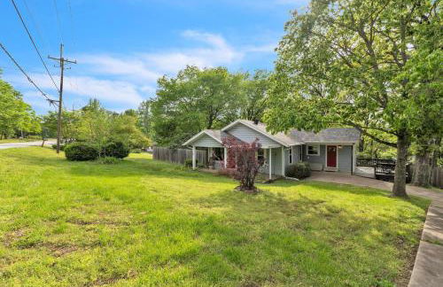 Relax and Unwind in the Heart of Fayetteville home - Foto 26