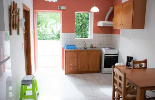 Elena's Family Apartments - Photo 6