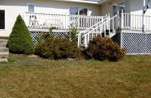 Cozy Lakeside Vacation Rental near St David, Maine - Foto 8