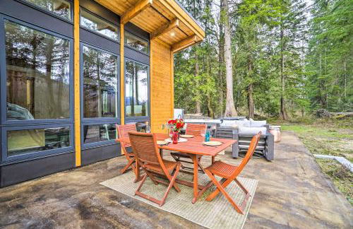 Heated Swim Spa! 15-Acre Cabin on Skykomish River - Foto 2