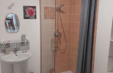 NOUVEL LOCATION d'un Bel appart T2 climatisé et meublé au RDCh avec piscine dans residence les Melody - Foto 21