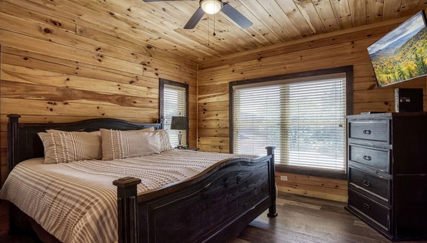 Ern824 - Best Days - Great Location! Close To Town! 2 Bedroom Cabin by RedAwning - Foto 2, Habitación