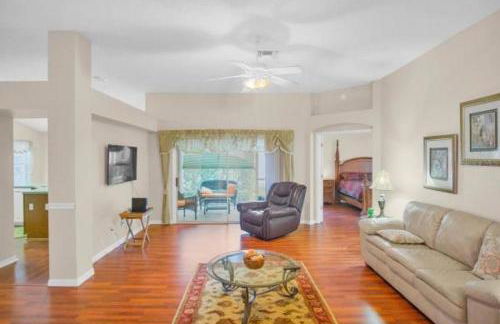 Villages Large 2 bed room 2 bath near shopping - Foto 2