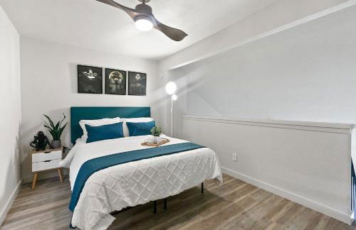 Contemporary Couples Getaway Near Austin Favorites - Loft 21 - Foto 14