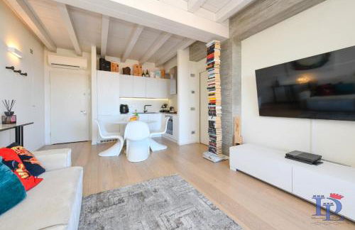 Warda Lovely Suite DesenzanoLoft Official Partner Homes & Villas by Marriott Bonvoy - Foto 16