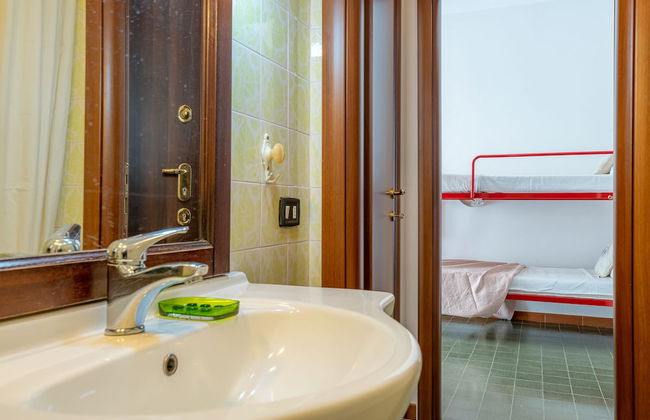 Beautiful 4-bed Apartment in Limonta - Foto 15