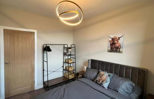 Panmure by CENTRAL SERVICED APARTMENTS - 2 Double Bedrooms - Monifieth - Sleeps 4 - Modern & Unique - Smart TV & WiFi - Fully Equipped Kitchen - Spacious & Unique - Foto 8