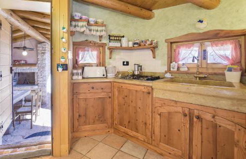 Nice Home In Lamonbl With Wifi - Foto 14