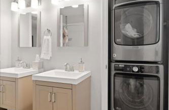 Mapleton - Workfriendly, football table, yard, free parking - Photo 35