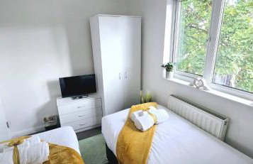 Corby Stay 2BR Work Trips & Family Friendly - Foto 40