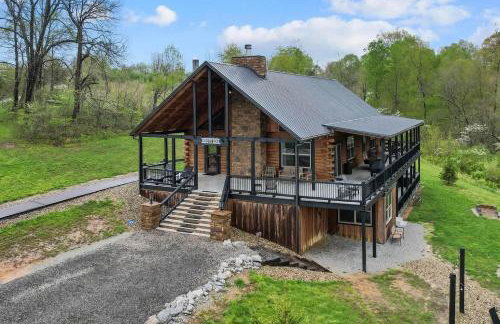 Serenity Ridge- Scenic Luxury Log Estate Getaway - Foto 39