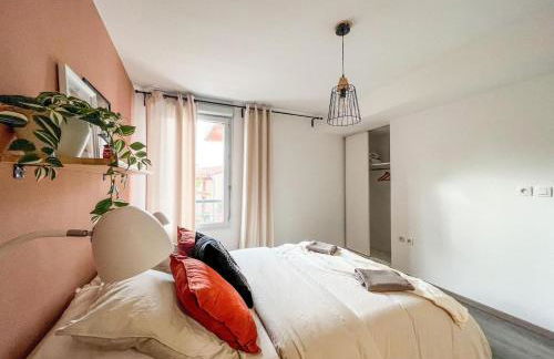 Confortable T2 pour 4 voyageurs, parking privé et terrasse - Foto 4