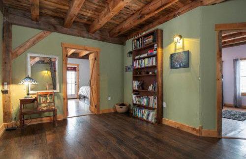 Vermont Retreat 3BR with Mountain Views and Trails - Foto 8