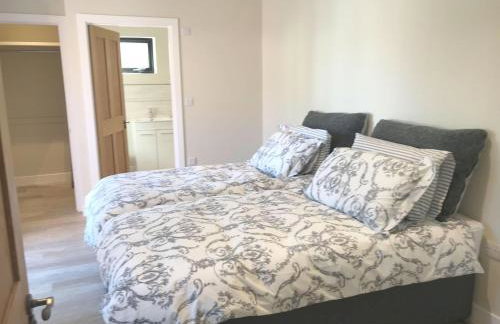 Delightful detached Cottage in Village Centre - Photo 15