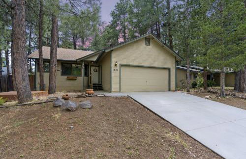 Stylish Home with in Home Gym AC Fully Fenced Yard - Foto 29