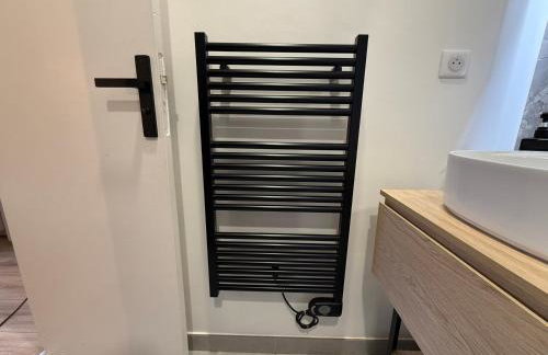 Cocon rénové près du tram - Photo 15