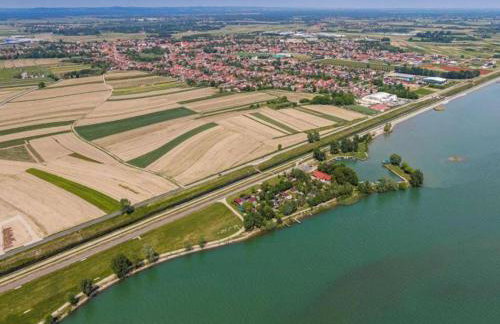 Torine - Capacious Holiday Home in Neorić with Heated Swimming Pool - Foto 65