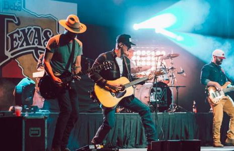 Hitching Post - Photo 13