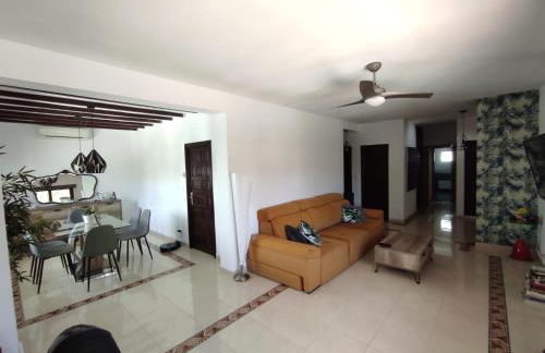 Villa con piscina a un paso de la playa - Photo 44