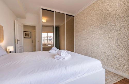 Sunny 2 BDR Apartment by LovelyStay - Foto 12