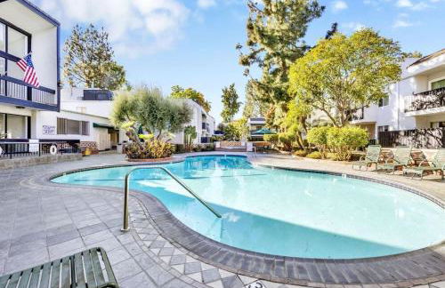 A Tranquil Retreat in Tarzana CA - Foto 43